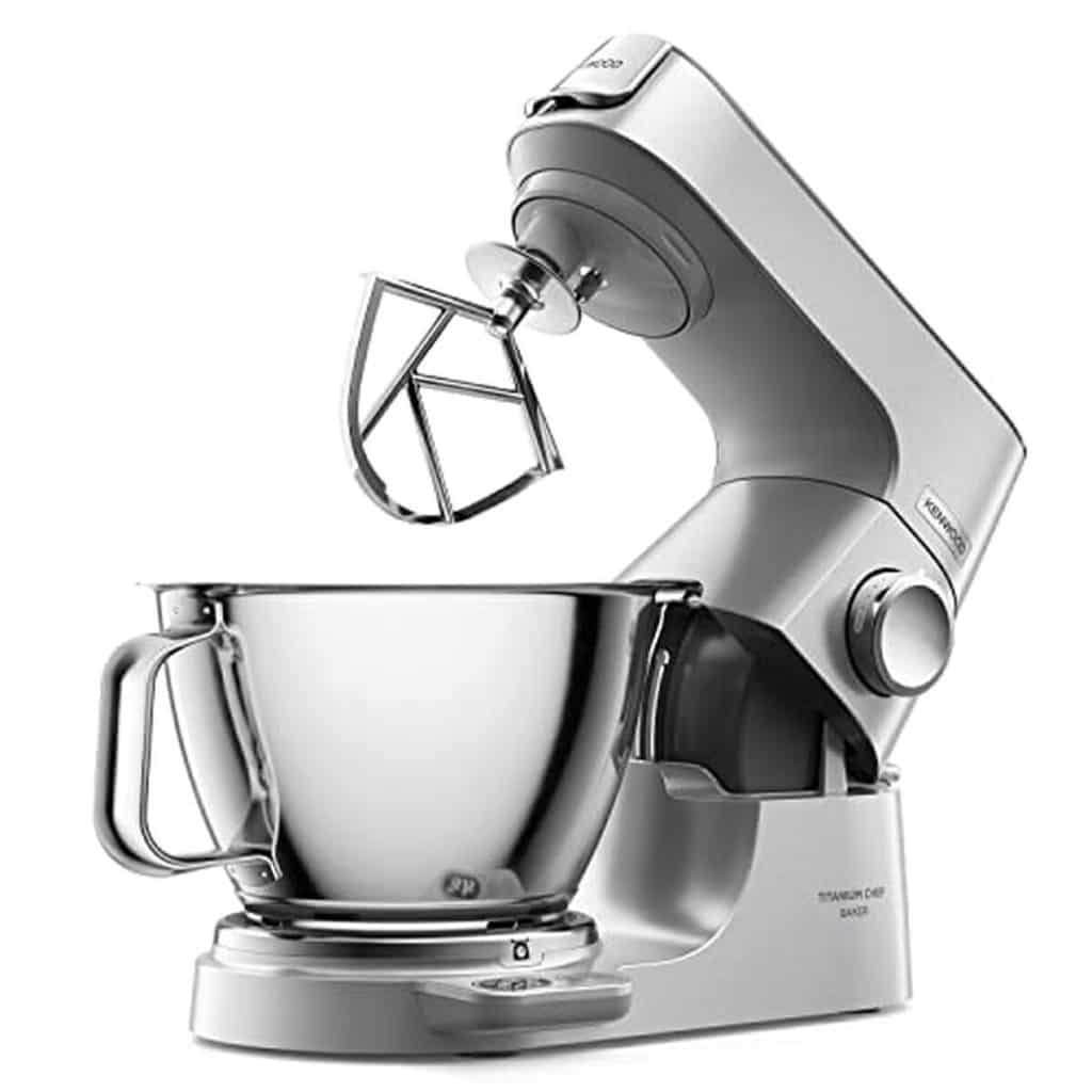 Test du robot Kenwood Titanium Chef Baker KVC85 : un pâtissier puissant et précis