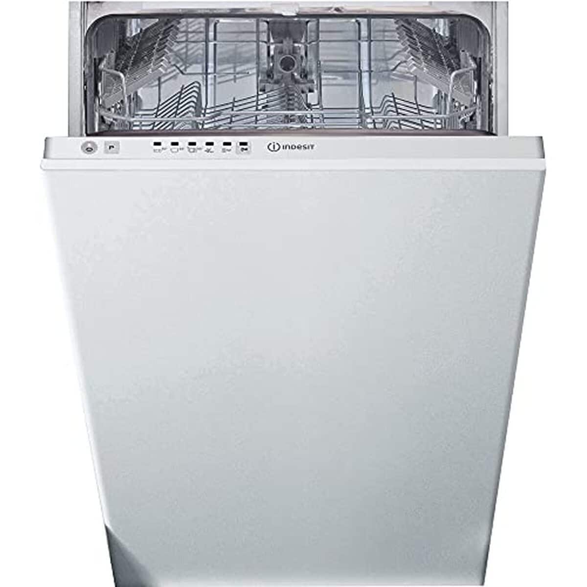 Test du lave-vaisselle compact Indesit DSIE 2B10 : efficace et intégré