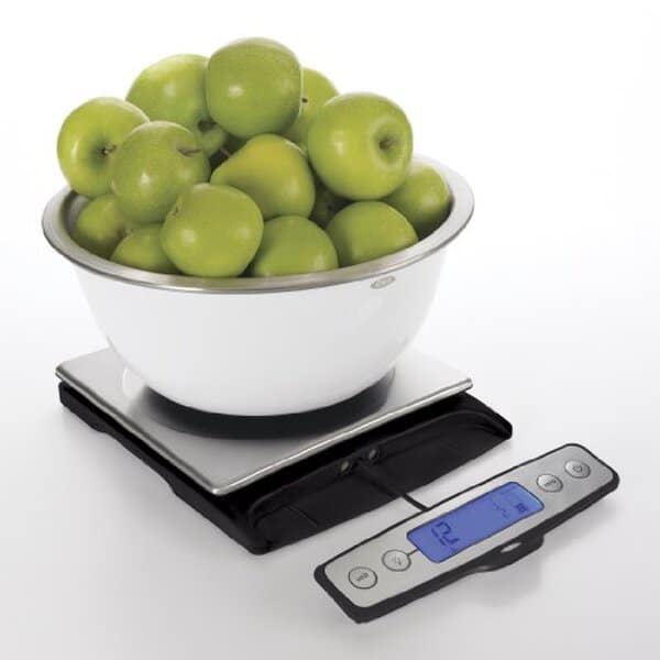 Découvrez notre test complet de la balance OXO Good Grips 10 kg en acier inoxydable : évaluation des performances, de la précision et de la durabilité pour vos besoins culinaires.