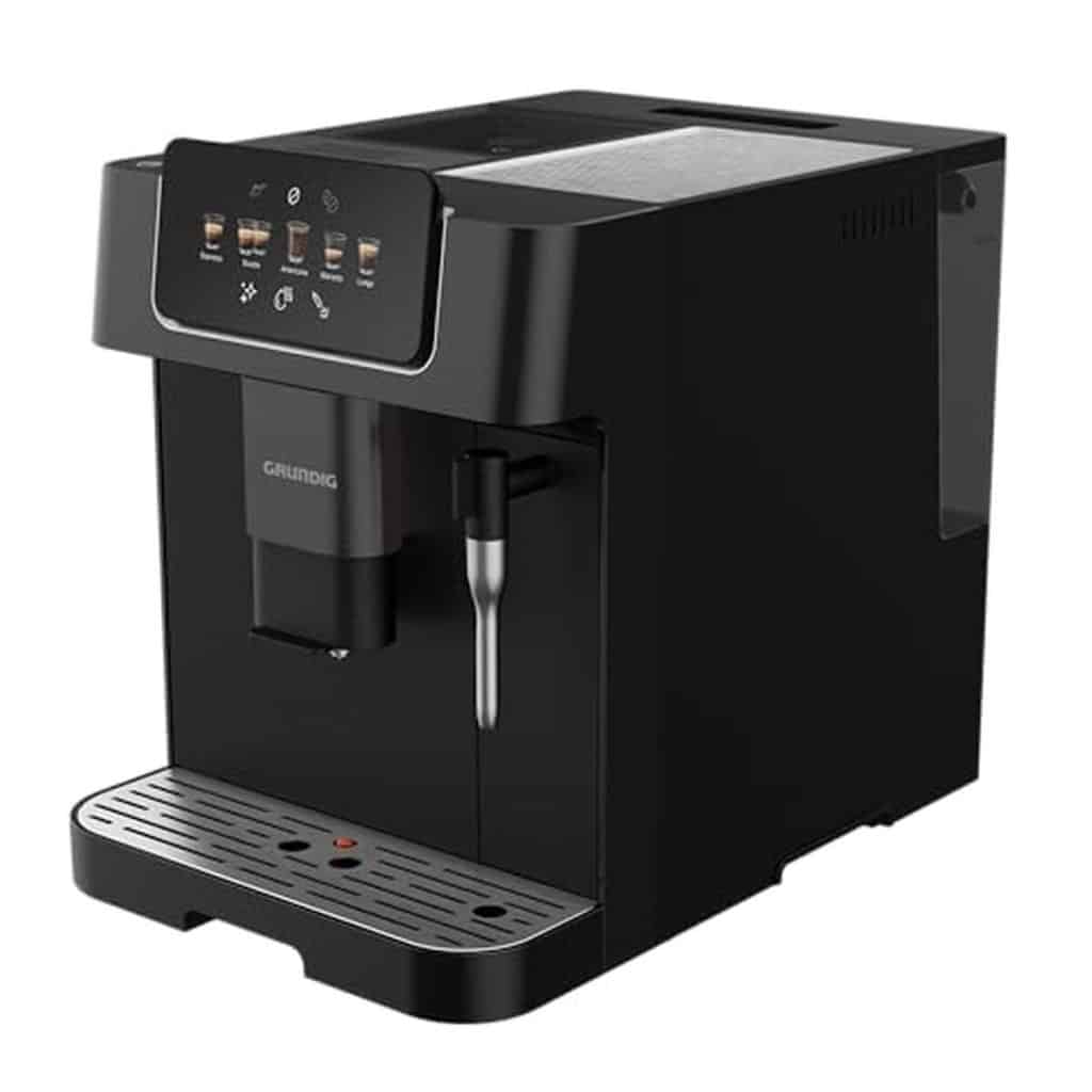 Test de la machine à café Grundig KVA 6230 : mousseur intégré et précision inoxydable
